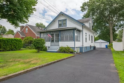 165 Stout Ave, Middlesex, NJ 08846
