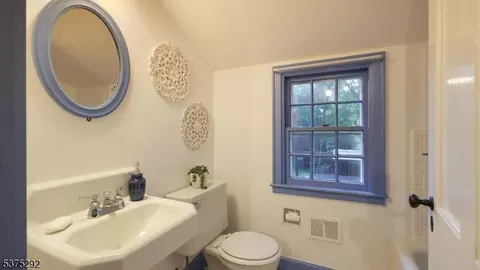 1045 Oak Ln, Plainfield, NJ 07060 photo 29