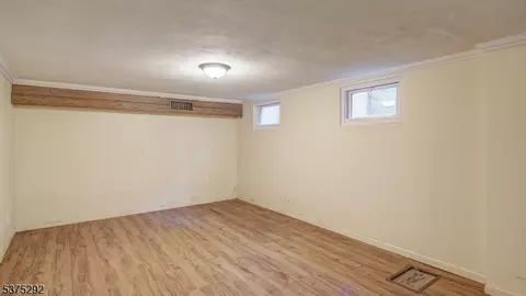 1045 Oak Ln, Plainfield, NJ 07060 photo 33