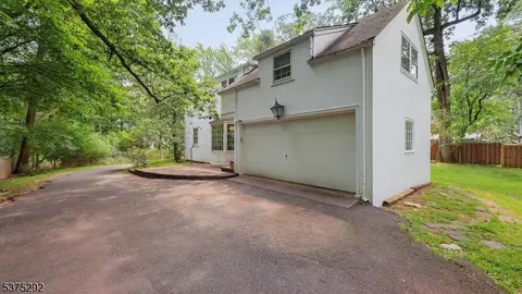 1045 Oak Ln, Plainfield, NJ 07060 photo 37