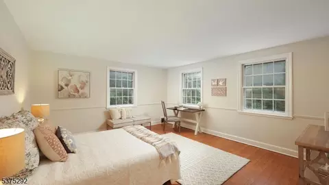 1045 Oak Ln, Plainfield, NJ 07060 photo 21