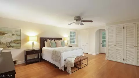 1045 Oak Ln, Plainfield, NJ 07060 photo 18