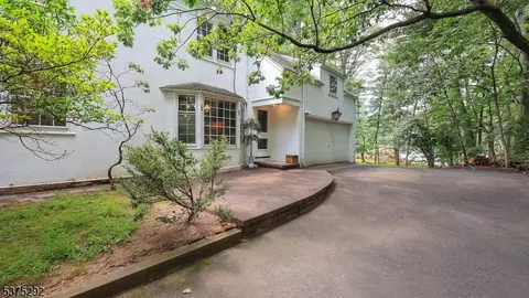 1045 Oak Ln, Plainfield, NJ 07060 photo 15