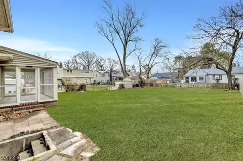 413 Pemberton Ave, Plainfield, NJ 07060 photo 21