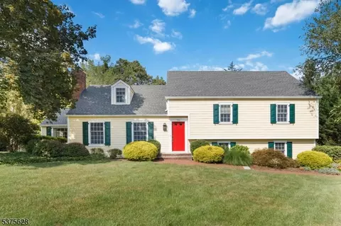 55 May Dr, Chatham Twp, NJ 07928