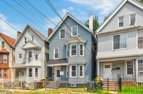 309 7th Ave W, Newark, NJ 07107