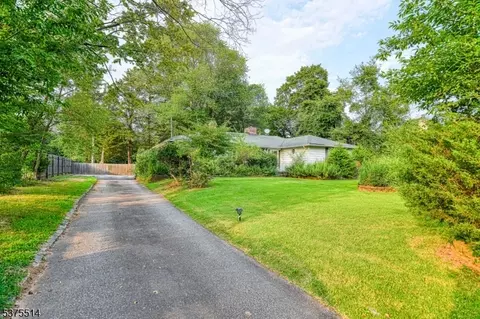 1501 Old Hamilton St, Somerset, NJ 08873