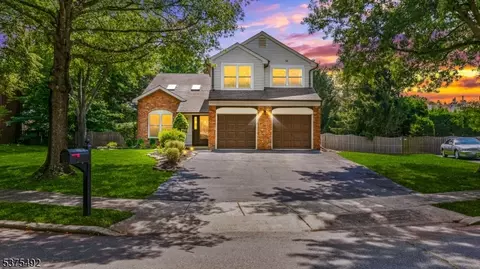 14 London Pl, Somerset, NJ 08873