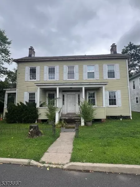 7 Market St, Somerset, NJ 08873