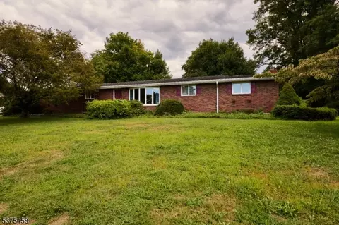 264 Ridge Rd, Phillipsburg, NJ 08865