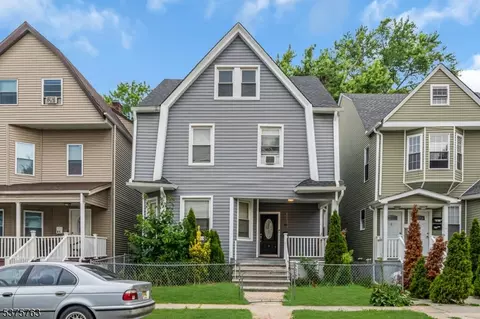 83 N 19th St, East Orange, NJ 07017