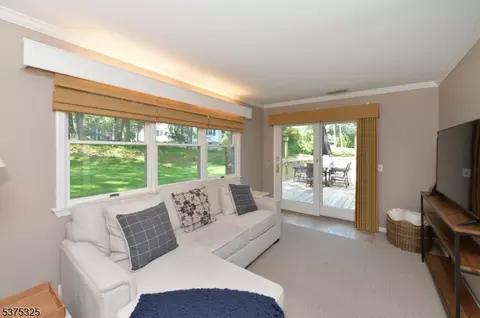 122 Balsam Rd, Wayne, NJ 07470 photo 7