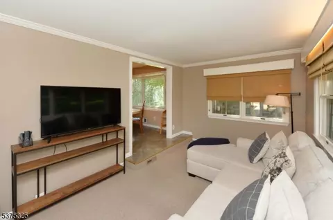 122 Balsam Rd, Wayne, NJ 07470 photo 8