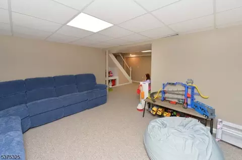 122 Balsam Rd, Wayne, NJ 07470 photo 22