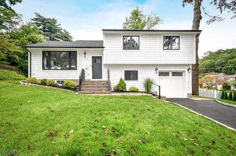 1 Harrison Ct, Summit, NJ 07901 photo 2