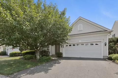 380 Windfall Ln, Somerset, NJ 08873