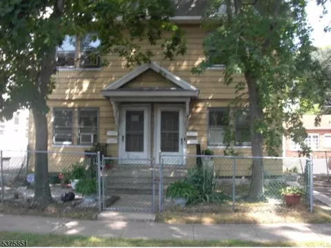 74 Long St, East Orange, NJ 07017