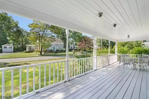 11 Prospect St, Mendham, NJ 07945 photo 2