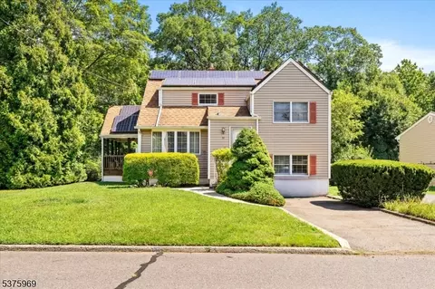 39 Runyon Ave, Somerset, NJ 08873