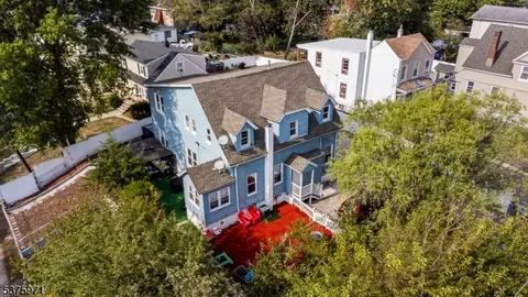 274 W Broadway, Paterson, NJ 07522