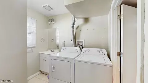 229 Old Post Rd, Edison, NJ 08817 photo 22