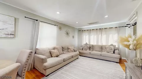229 Old Post Rd, Edison, NJ 08817 photo 7