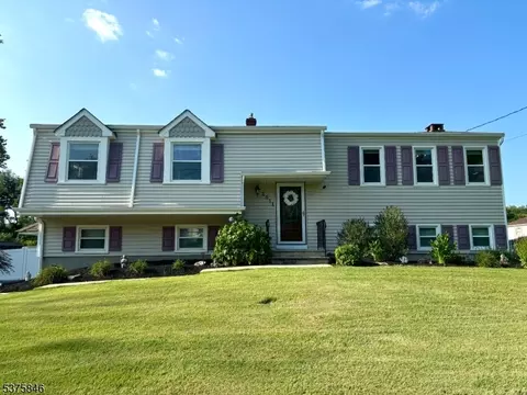 2011 Brooks Blvd, Hillsborough, NJ 08844