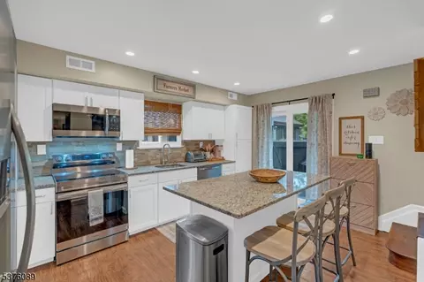 293 Gemini Dr #3 A, Hillsborough, NJ 08844