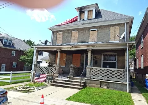 349 Thomas St, Phillipsburg, NJ 08865