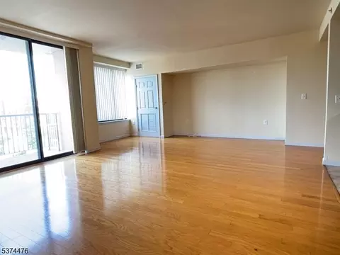 275 State St #5B, Hackensack, NJ 07601 photo 4