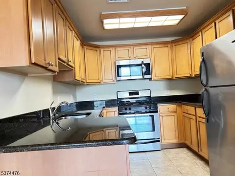 275 State St #5B, Hackensack, NJ 07601 photo 6