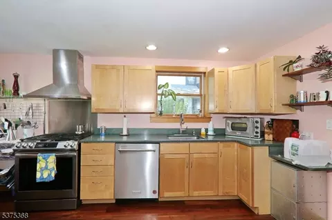 1459 E 7th St, Plainfield, NJ 07062 photo 14