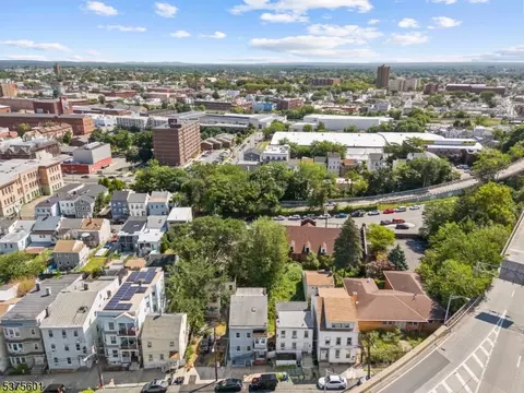 227 Mill St, Paterson, NJ 07501