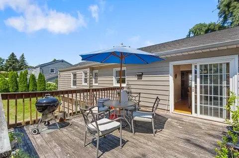 84 Baldwin Ter, Wayne, NJ 07470 photo 25