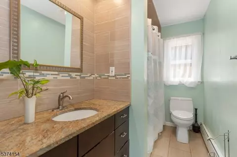 84 Baldwin Ter, Wayne, NJ 07470 photo 21