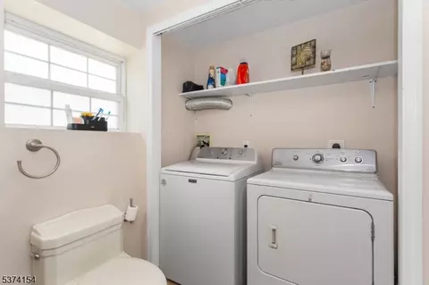 84 Baldwin Ter, Wayne, NJ 07470 photo 24