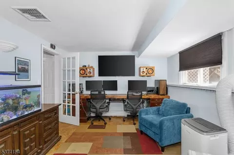 84 Baldwin Ter, Wayne, NJ 07470 photo 14