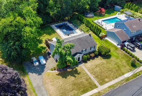 84 Baldwin Ter, Wayne, NJ 07470 photo 33