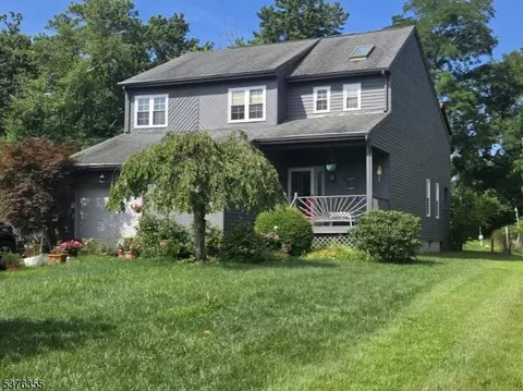 552 Shrewsbury Ave, Oceanport, NJ 07757
