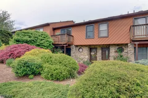 11 Brookside Hts # H, Wanaque, NJ 07465