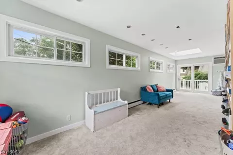 61 Willow Ave, North Plainfield, NJ 07060 photo 12