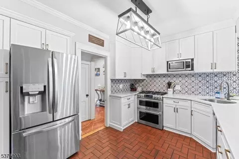 61 Willow Ave, North Plainfield, NJ 07060 photo 10