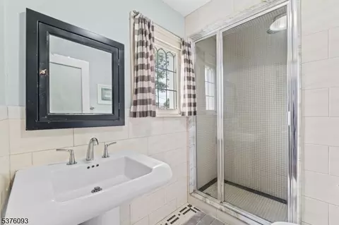 61 Willow Ave, North Plainfield, NJ 07060 photo 22