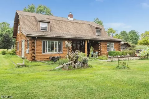 153 Hammar Rd, Flemington, NJ 08822