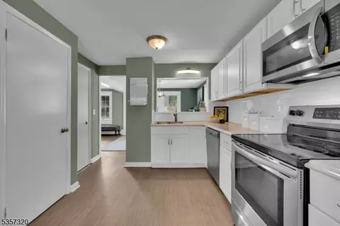511 Monroe St, Hackettstown, NJ 07840 photo 9