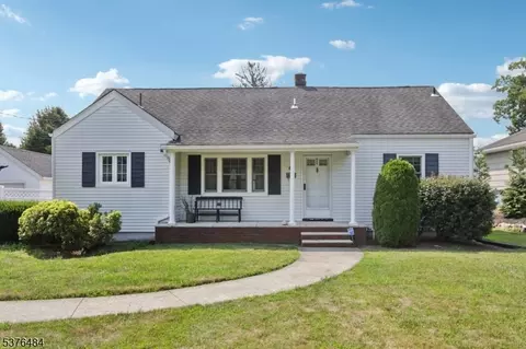 49 Hopper Ave, Pompton Plains, NJ 07444