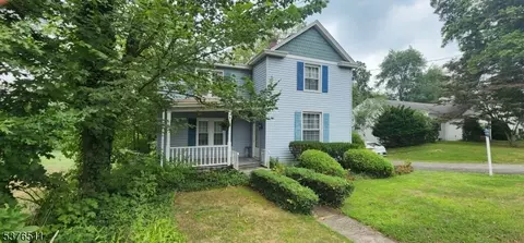 197 Whippany Rd, Whippany, NJ 07981