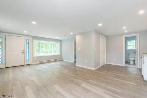 61 Bauer Rd, Newton, NJ 07860