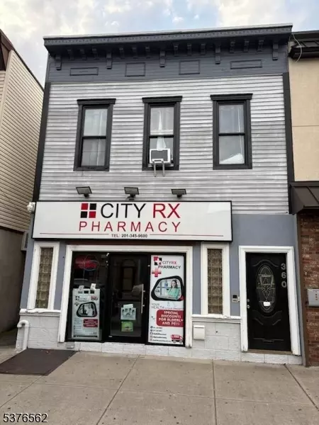 360 Broadway, Bayonne, NJ 07002