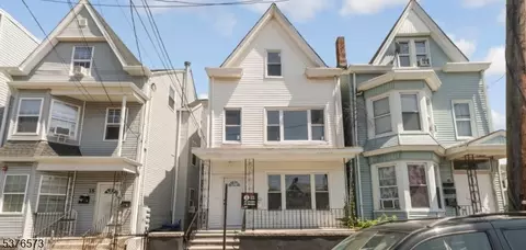 17 E 15th St, Paterson, NJ 07524